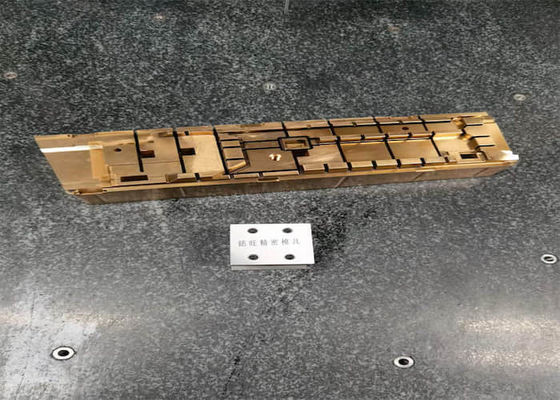 0.01mm Tolerans Parlatma Kalıbı Uçları Otomotiv Kalıp Bileşenleri